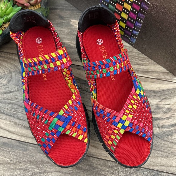 ❌SOLD❌NIB Bernie Mev 39 8 Red Multi Open Toe Woven Stretchy Mary Jane Flats - Picture 2 of 11